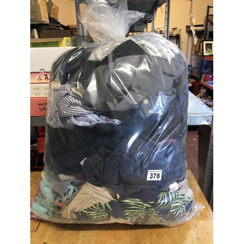 378 - Bag of mens clothing
from lost luggage