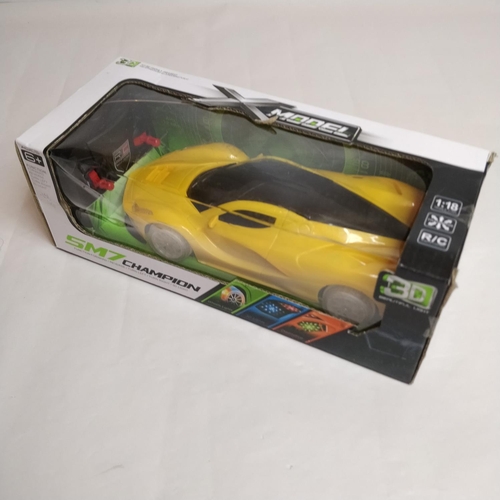 590 - 3D LIGHT UP REMOTE CONTROL CAR