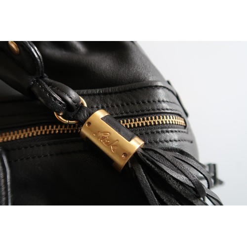 115 - Risk Black leather Handbag