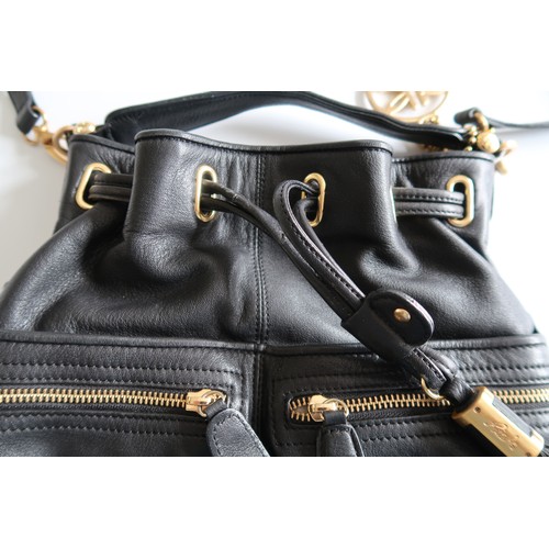 115 - Risk Black leather Handbag