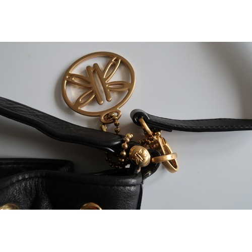 115 - Risk Black leather Handbag