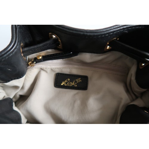 115 - Risk Black leather Handbag