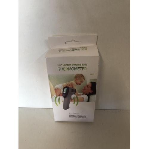 57 - New men's polo T-shirt
Size L