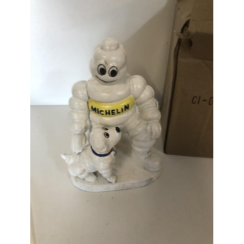 69 - X146 Pokemon cards