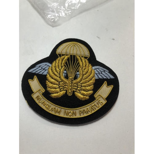 86 - New & tagged Pretty Little Thing jeans 
Size 18