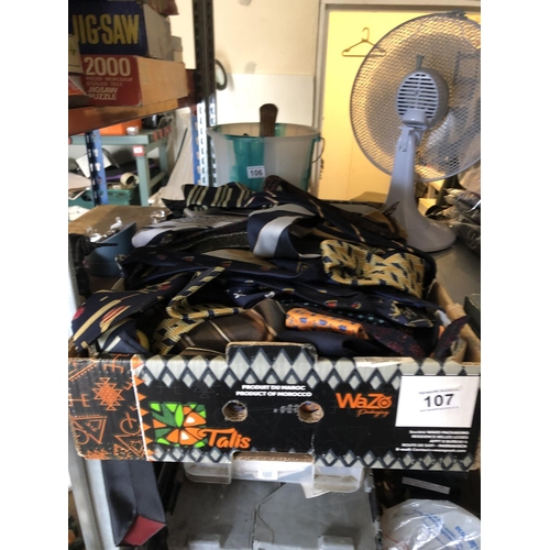 107 - Large qty of mens ties