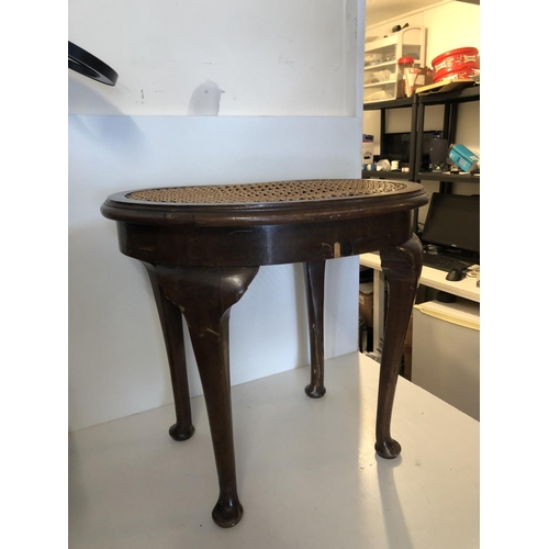 110 - Vintage stool
PLEASE NOTE NOT POSTABLE