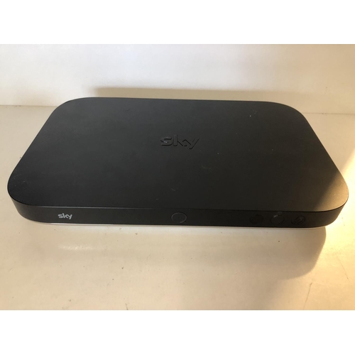 81 - Sky Q box