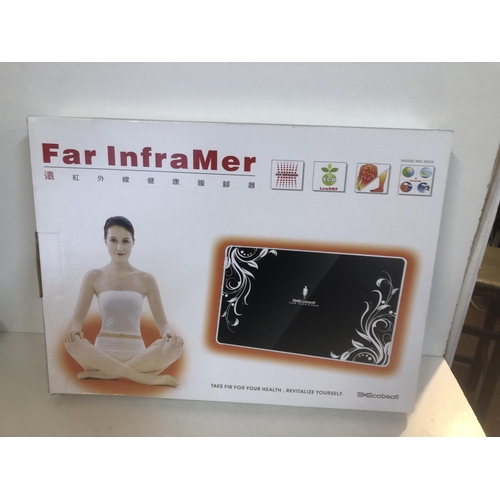 119 - Electric feet warmer pad