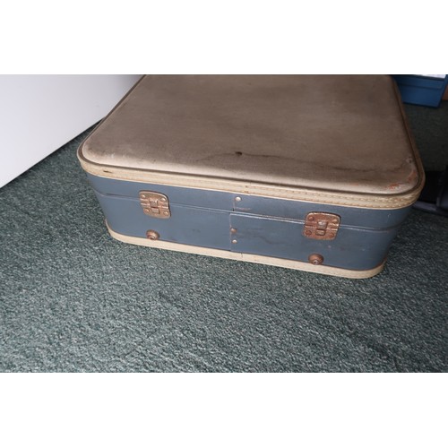 120 - Vintage Python suitcase 18x15x6.5