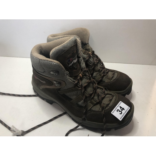 34 - Beighaus hiking boots
Size 7