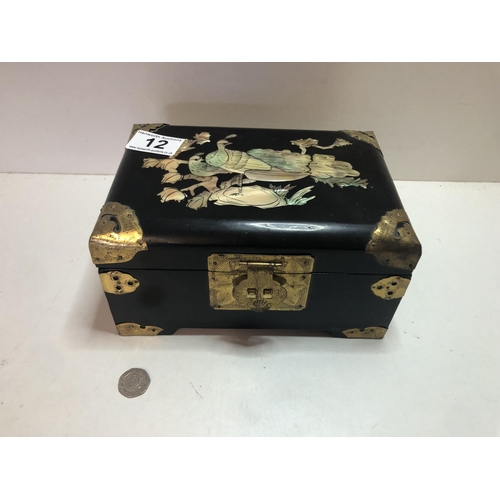 12 - Vintage jewellery box