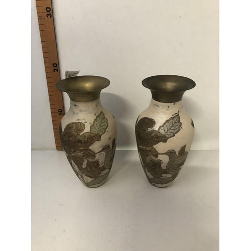 21 - X2 brass vases