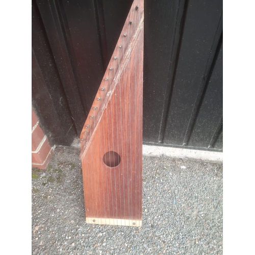 204 - Zither musical instrument