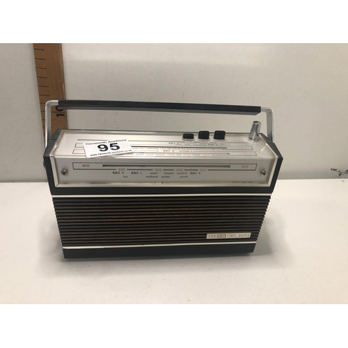 95 - Vintage radio