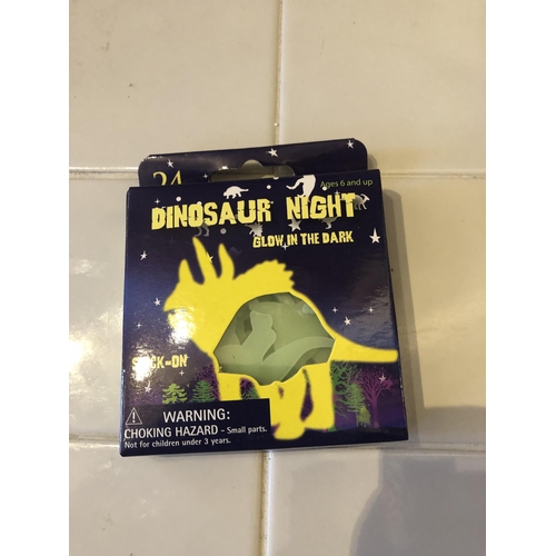 125 - Dinosaur glow in the dark stick ons