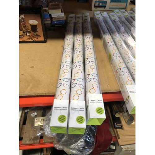 271 - X3 rolls of wrapping paper