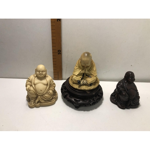 29 - X3 Buddha figures