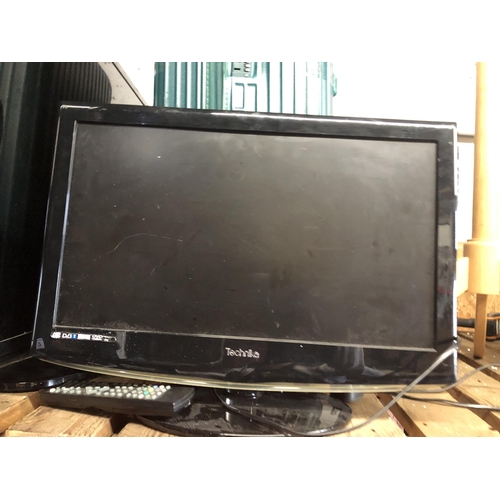 85 - Small TV
PLEASE NOTE NOT POSTABLE