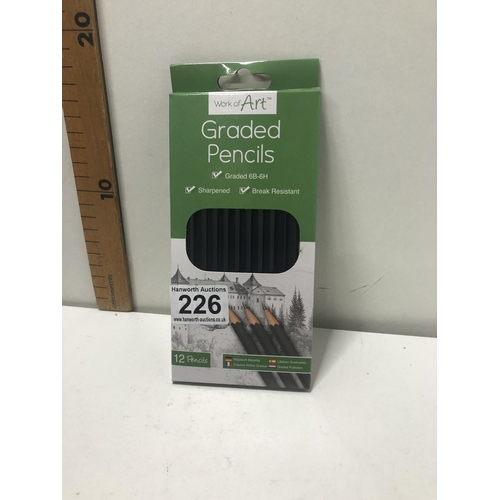 226 - New pack of 12 pencils