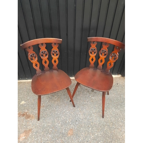 109 - X2 Ercol Fleur de Luse chairs
PLEASE NOTE NOT POSTABLE