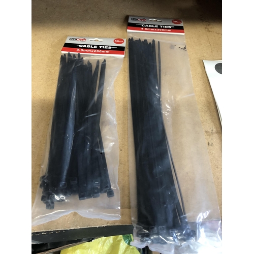 279 - X2 packs of cable ties