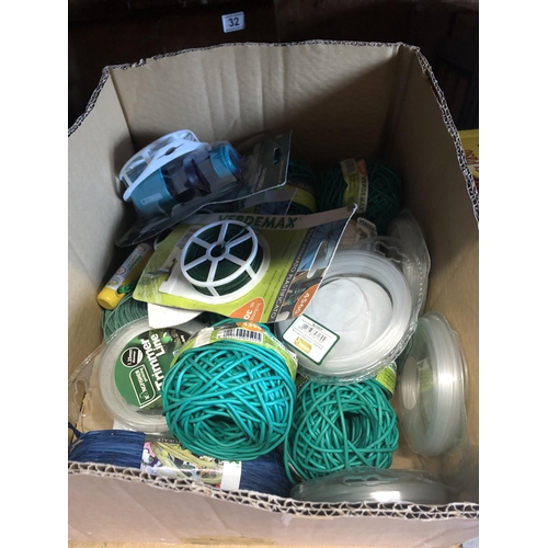 311 - Box of garden bits