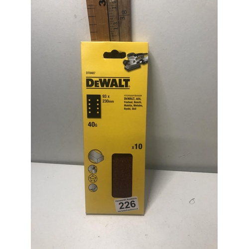 226 - 93x190mm Dewalt sandpaper
10 sheets