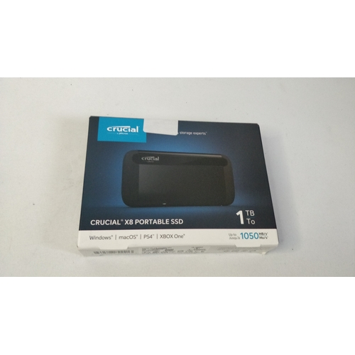 187 - Crucial X8 1000GB Portable SSD