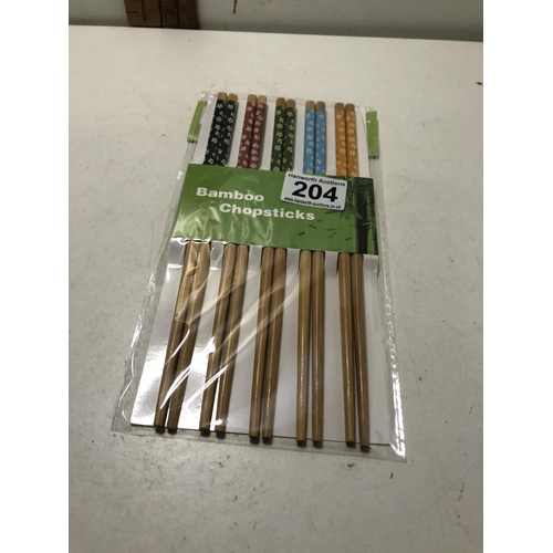 204 - 5 pairs of chop sticks