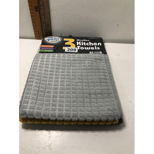 209 - X3 new microfibre kitchen towels