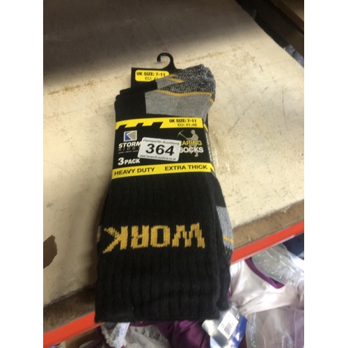 364 - New pack of 3 work socks
Size 7-11