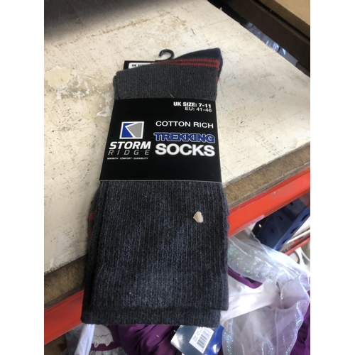 367 - Pair of treking socks
Size 7-11
