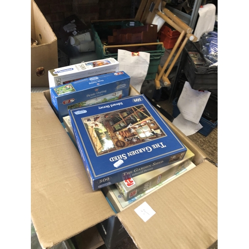 55 - Box of jigsaw puzzles