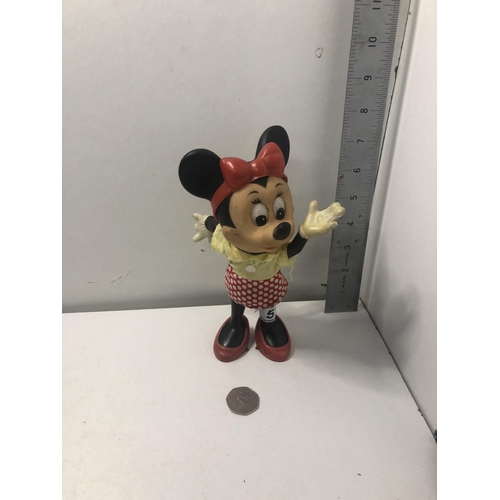 51 - Minnie Mouse