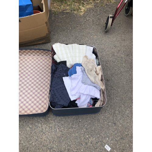 123 - Suitcase of clothing