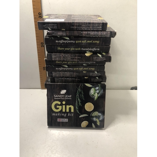 139 - X16 gin making kits