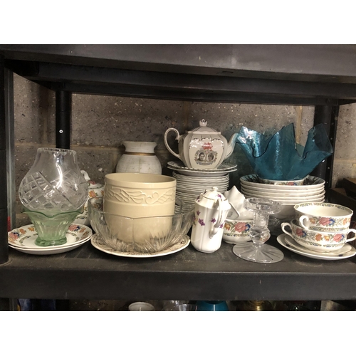 295 - Shelf full of mixed china
PLEASE NOTE NOT POSTABLE