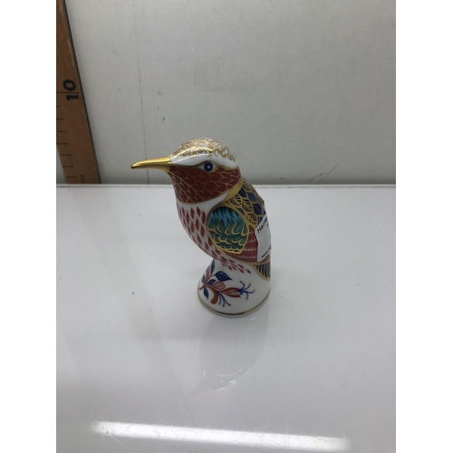 79 - Royal Crown Derby bird
Silver stopper