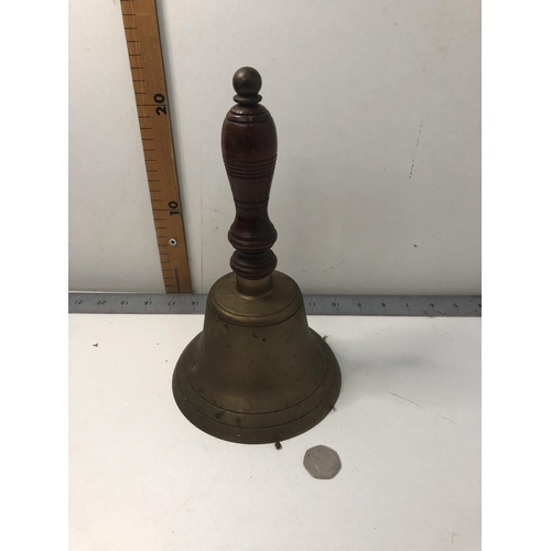 14 - Large brass bell
NO DONG