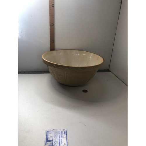 56 - Vintage mixing bowl
PLEASE NOTE NOT POSTABLE