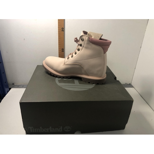 57 - New Timberland boots
Size EU 40