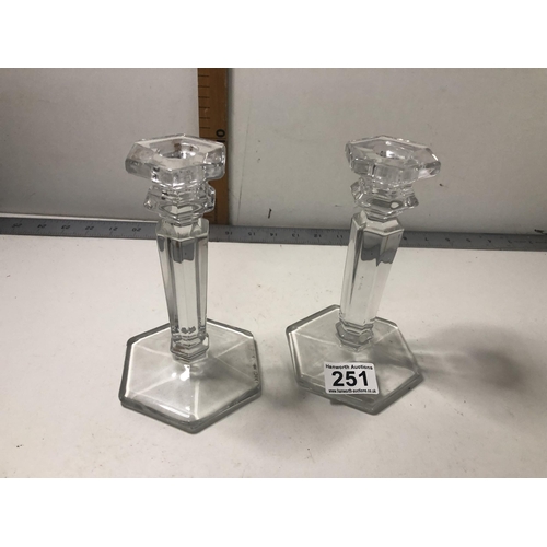 251 - x2 candle sticks