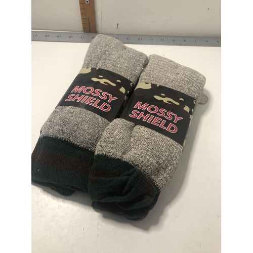 225 - X4 pairs of boot socks