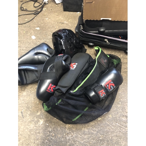 128 - Kick boxing bits