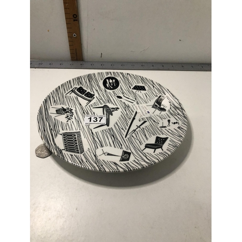 137 - Homemaker plate