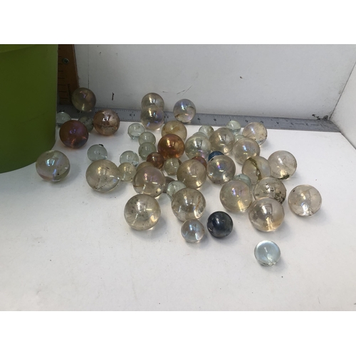 49 - Qty of marbles