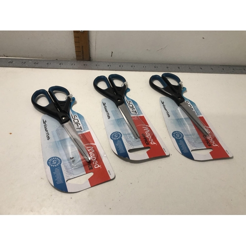 15 - X3 pairs of scissors