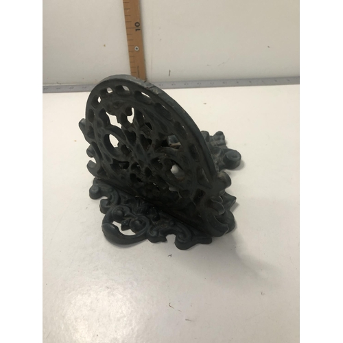 50 - Cast iron wall pot stand