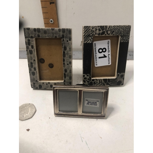 81 - X3small picture frames